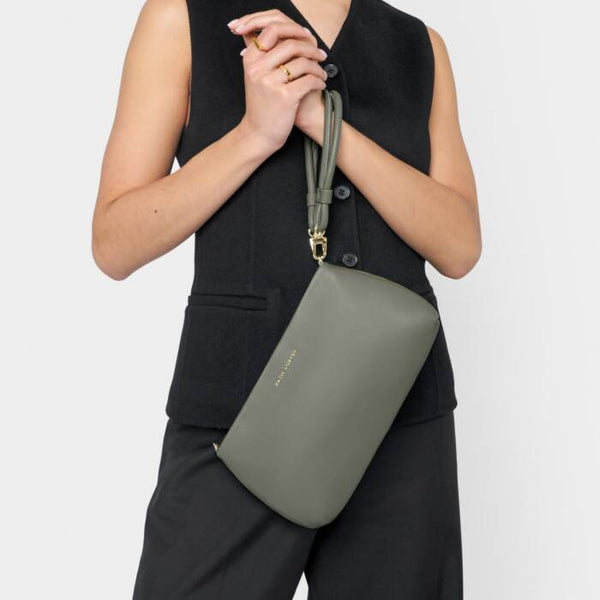 Asha Wristlet/Graphite Green