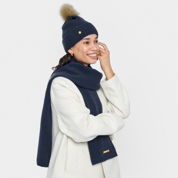 Boxed Fine Knit Hat & Scarf Set (Choose Color)